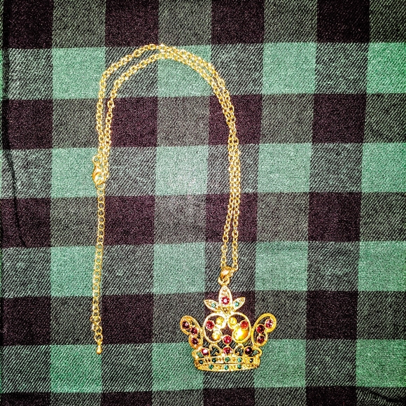 Mardi Gras Gold Crown Royalty Gold Chain Necklace - Picture 2 of 6